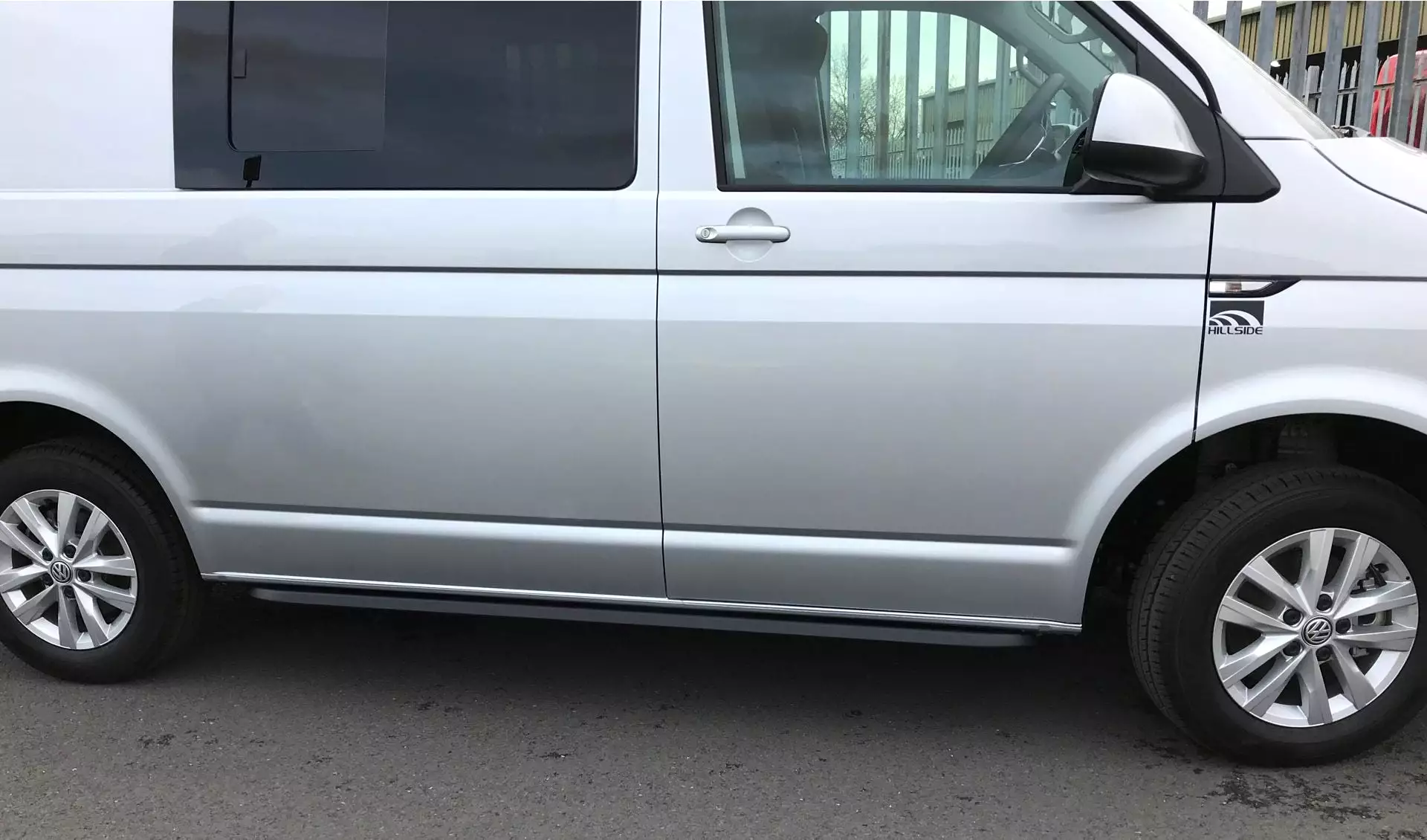 Black Angular OE Style Side Bars for Volkswagen Transporter T5 SWB