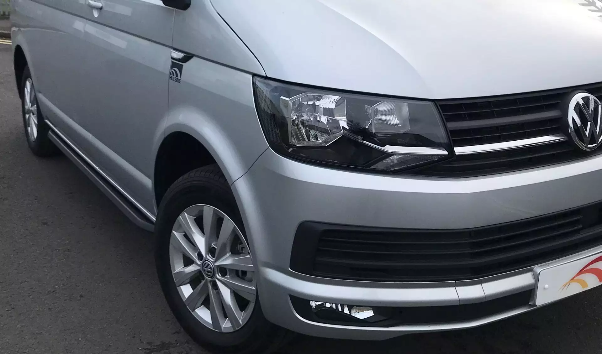 Black Angular OE Style Side Bars for Volkswagen Transporter T6 SWB