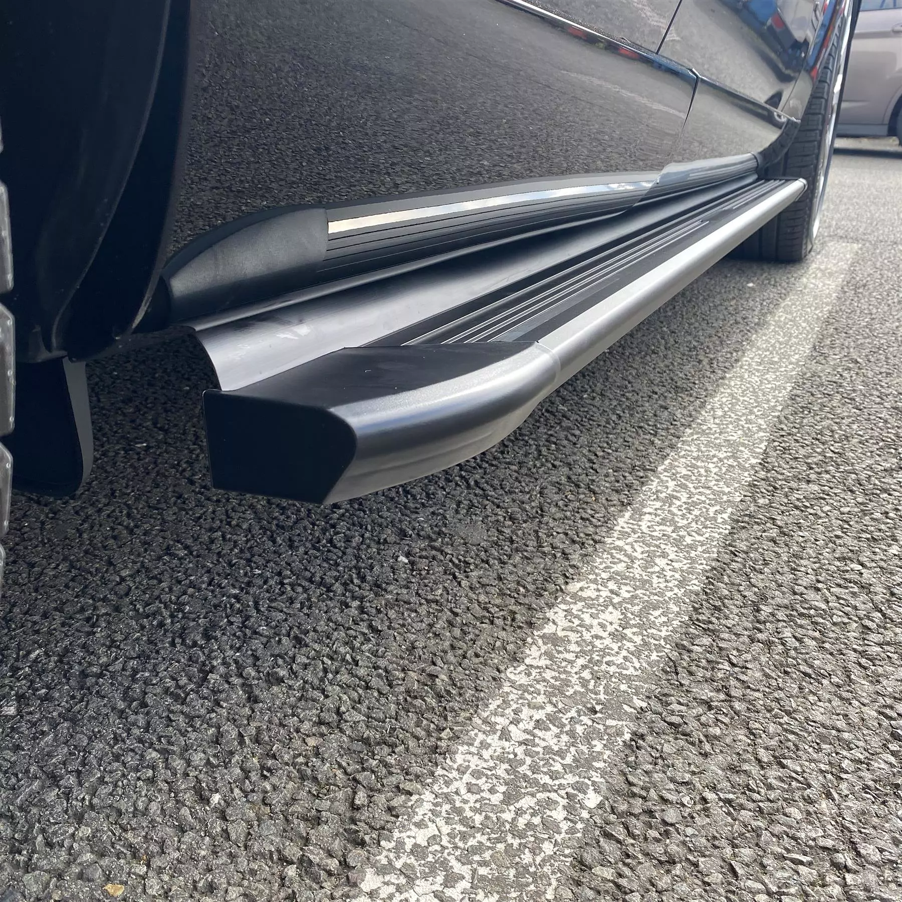 Orca Side Steps Running Boards for Range Rover Vogue 2022+ (L460)