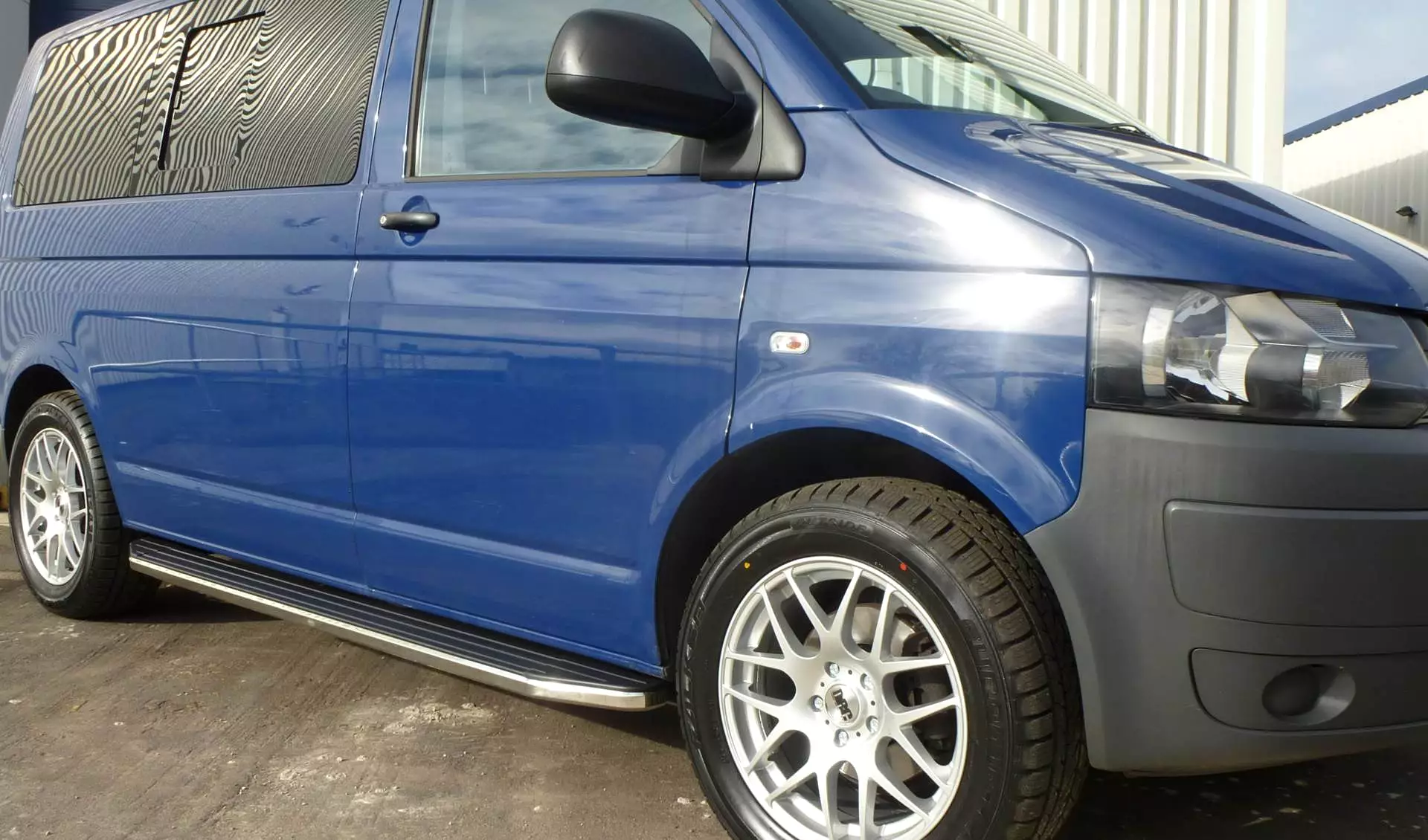 Raptor Side Steps Running Boards for Volkswagen Transporter T5 SWB