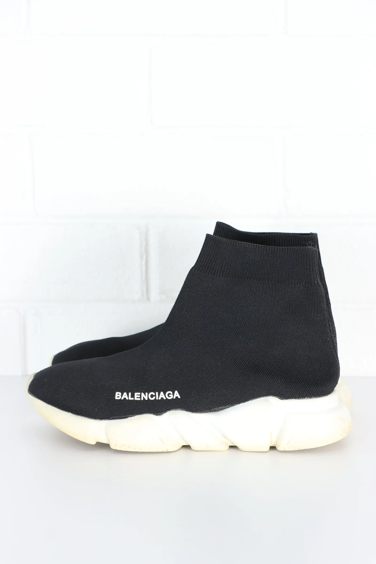 REPLICA Balenciaga Black & White 'Speed' Knit Sock Trainer (7)