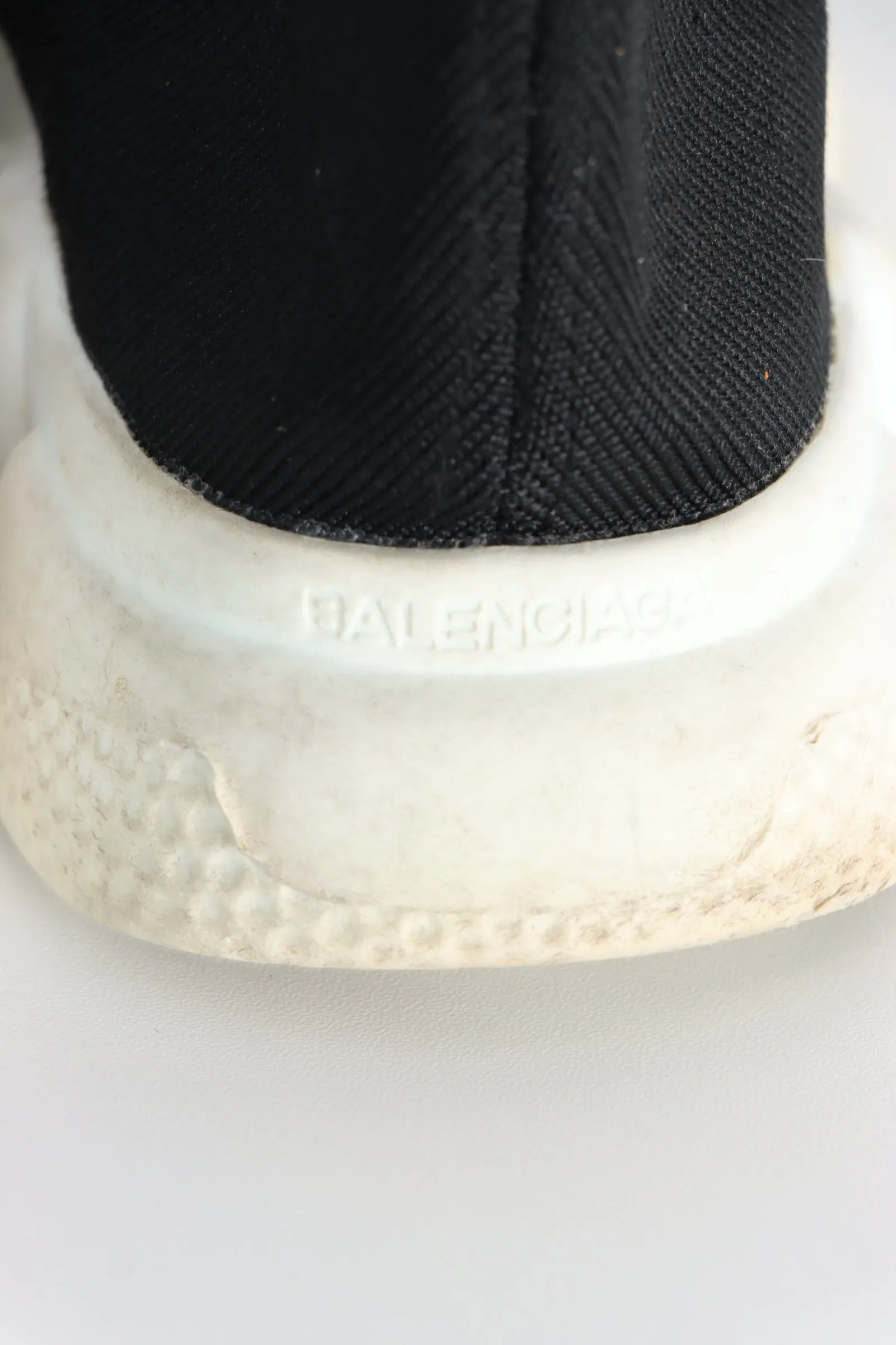 REPLICA Balenciaga Black & White 'Speed' Knit Sock Trainer (7)