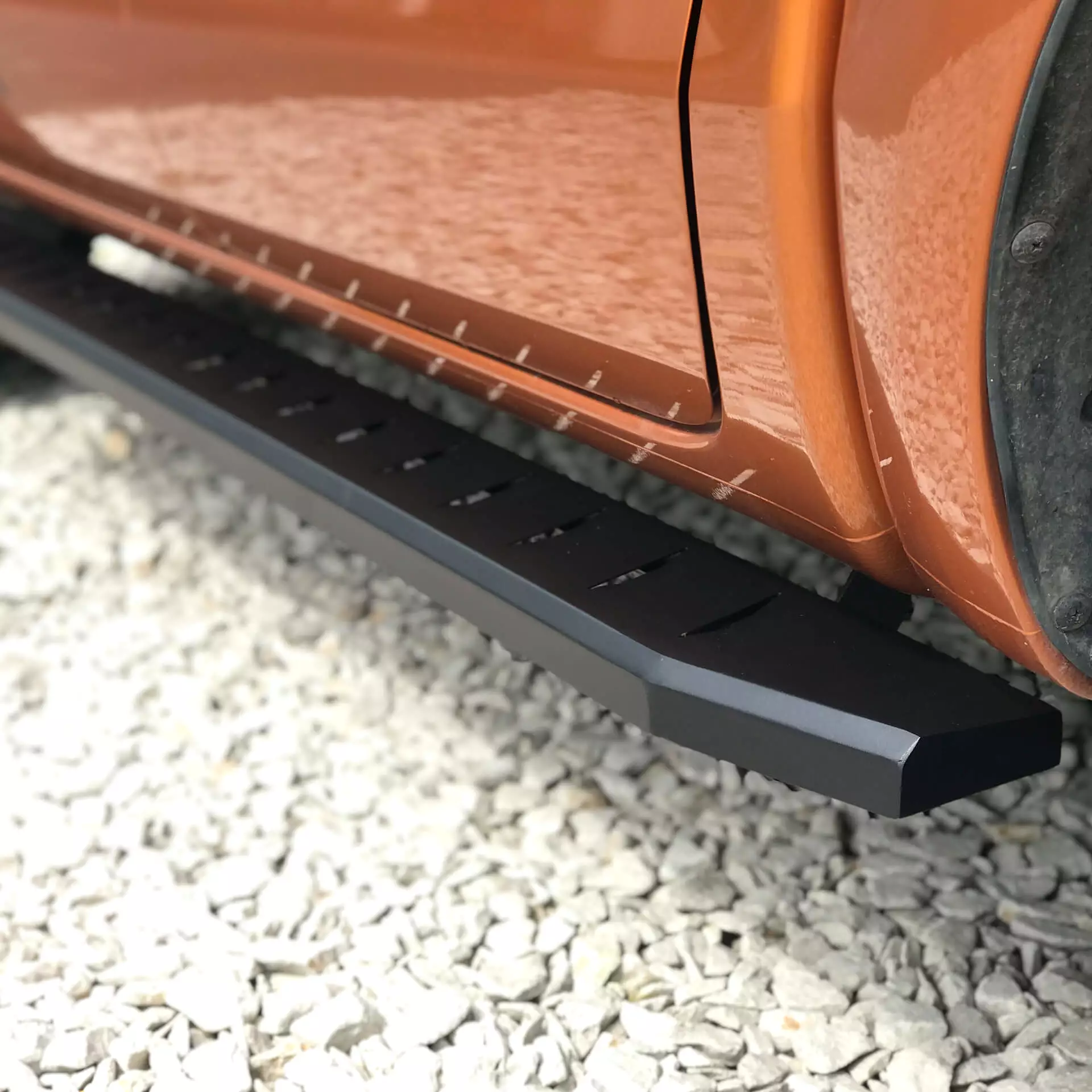 Shark Side Steps Running Boards for Nissan Navara NP300 Double Cab 2015+