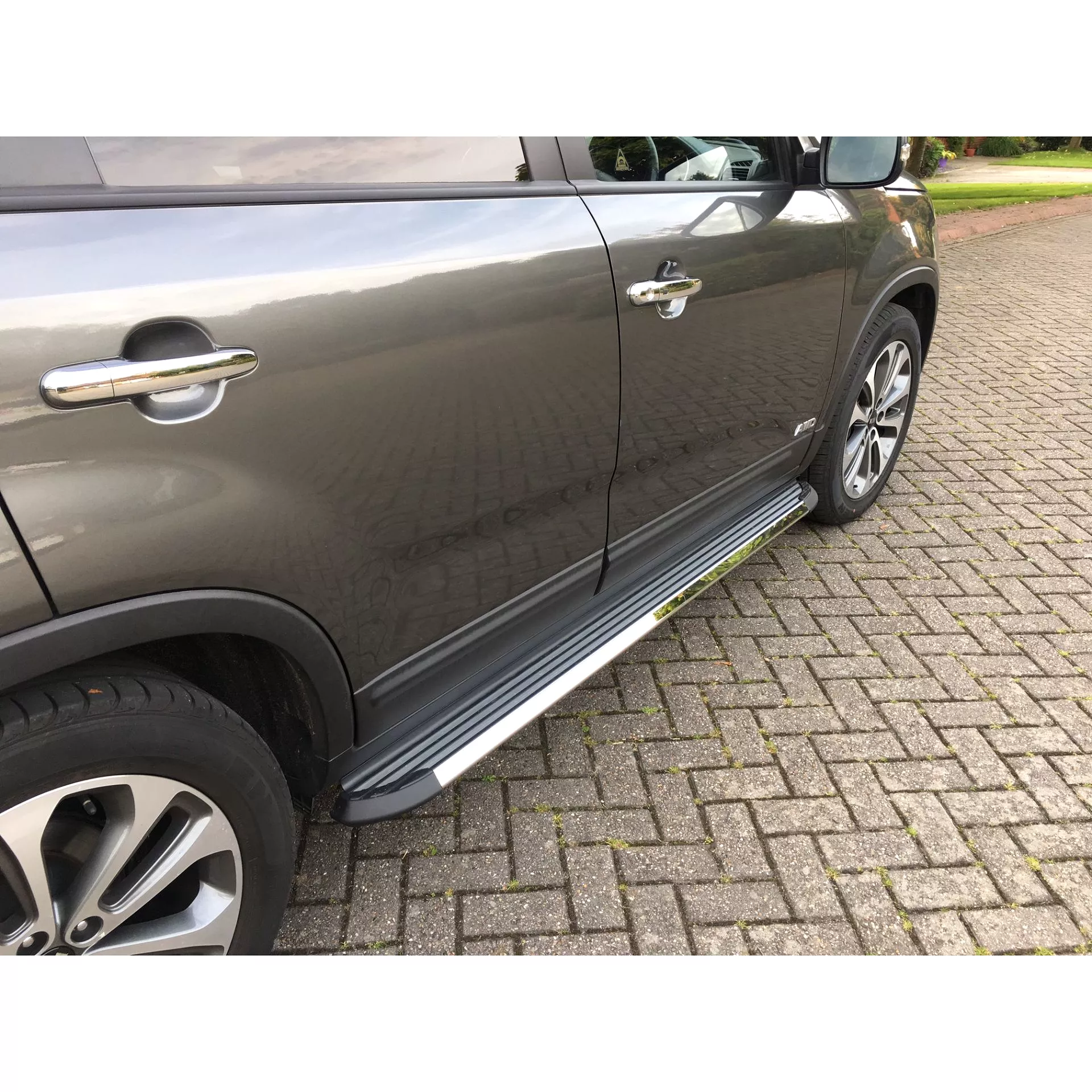 Stingray Side Steps Running Boards for Kia Sorento 2009-2013