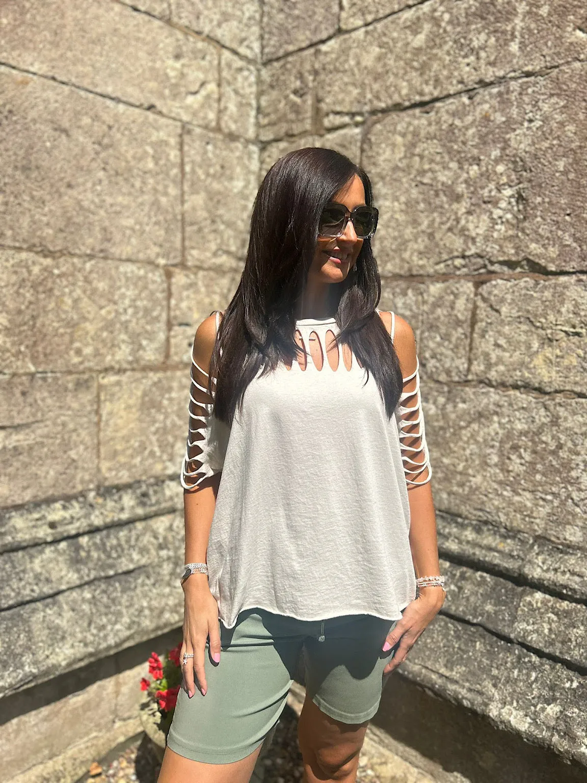 Stone Distressed Pattern Tee Andrea